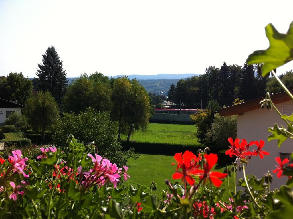 Gasthof Forststube Velden am Worthersee Ruang foto