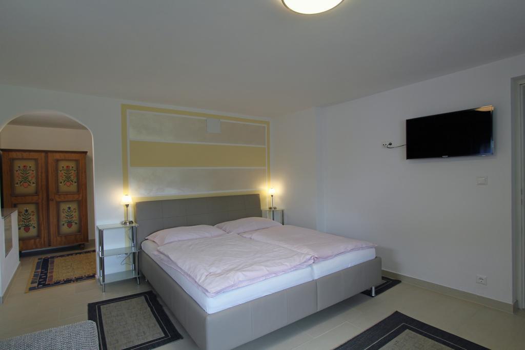 Gasthof Forststube Velden am Worthersee Bagian luar foto